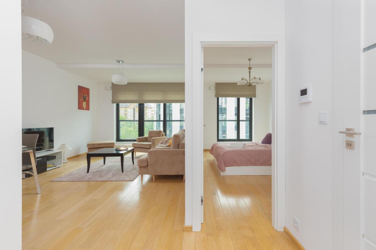 Dzielna Apartment Warsaw Wola By Noclegi Renters Exterior photo